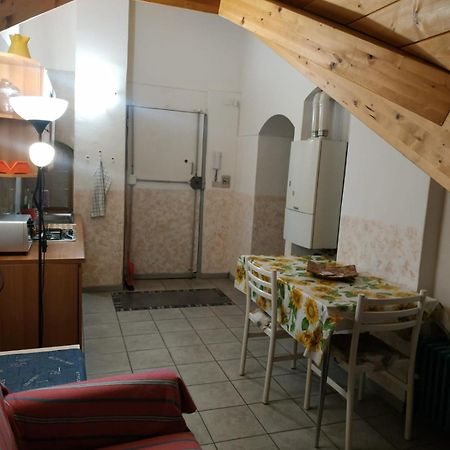 Apartamento Mansarda Arel Turín Exterior foto